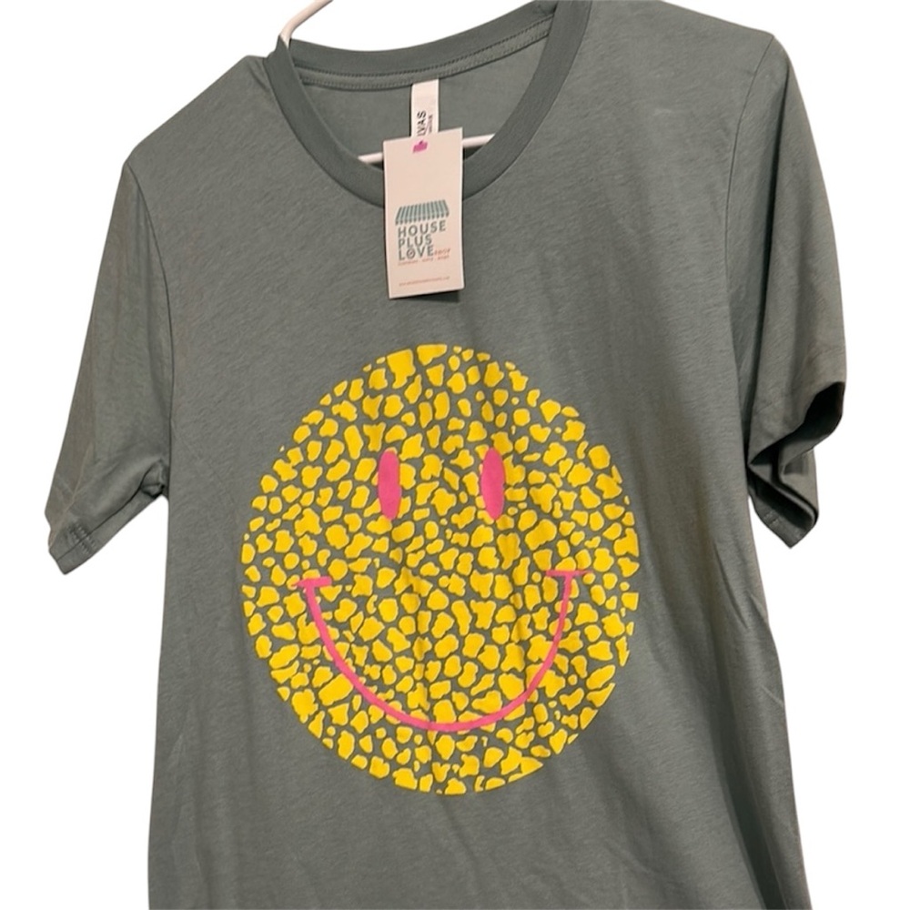 NWT Bella Canvas bluish green Happy T-Shirt